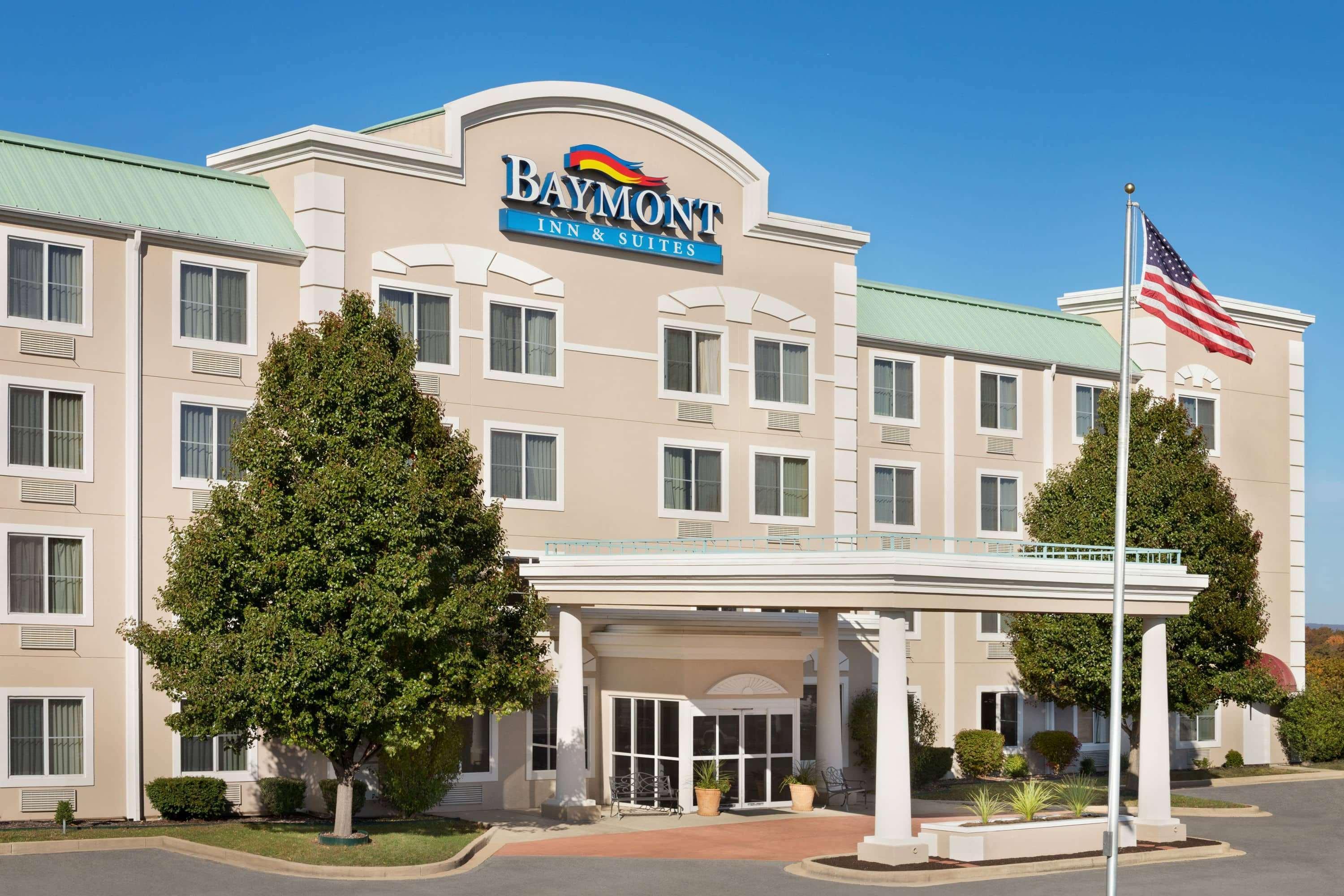 Baymont By Wyndham Ft. Leonard/Saint Robert Hotel Exterior photo