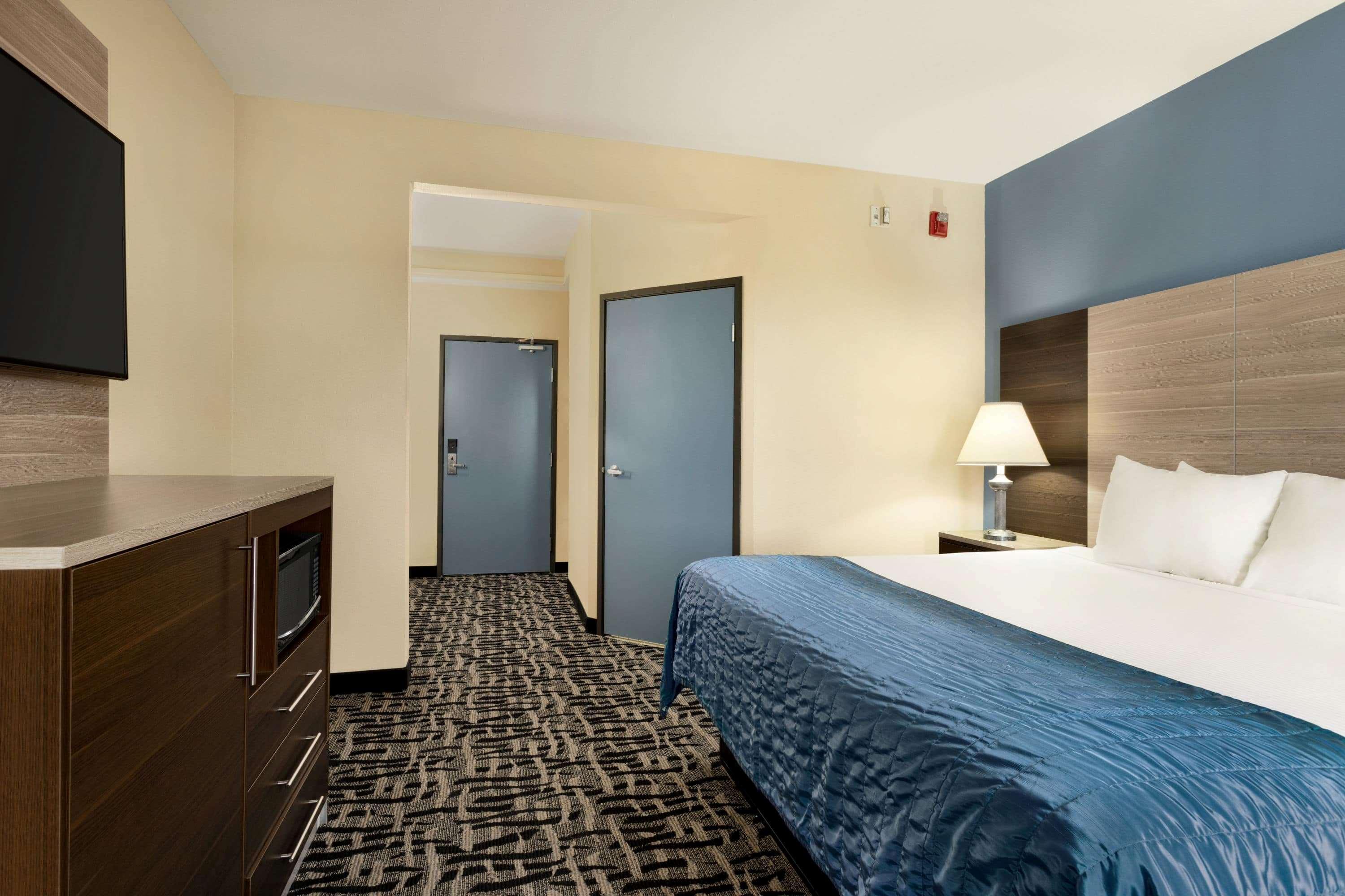 Baymont By Wyndham Ft. Leonard/Saint Robert Hotel Exterior photo